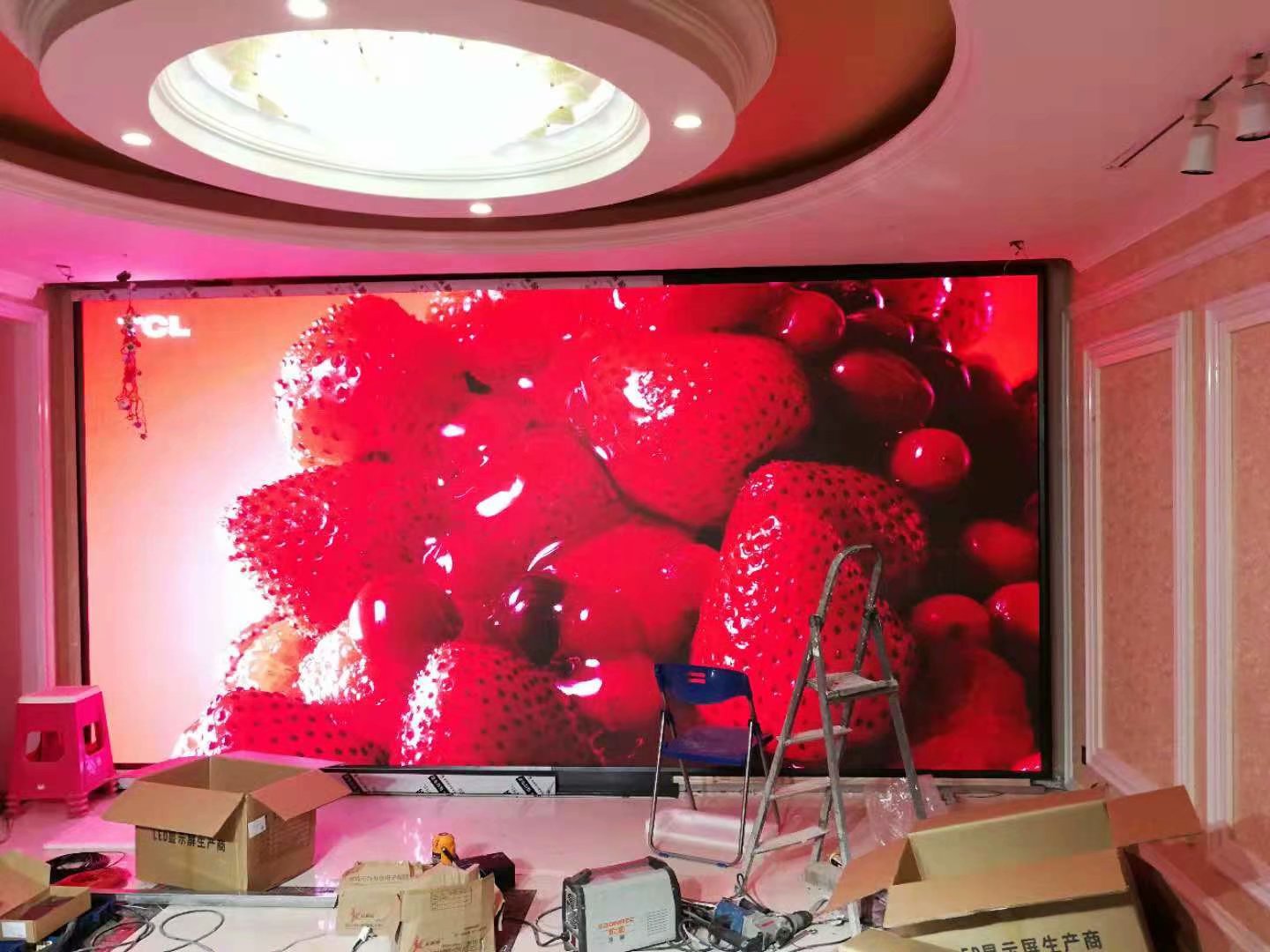 安徽淮北帝景翰園別墅區(qū)小間距電視完美點亮！