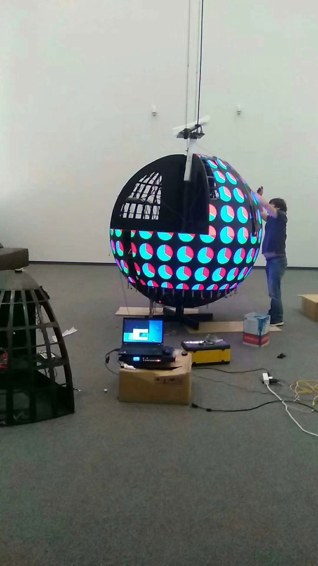 球形<a href=http://www.zisens.com target=_blank class=infotextkey>led顯示屏</a> 球形<a href=http://www.zisens.com target=_blank class=infotextkey>led顯示屏</a>