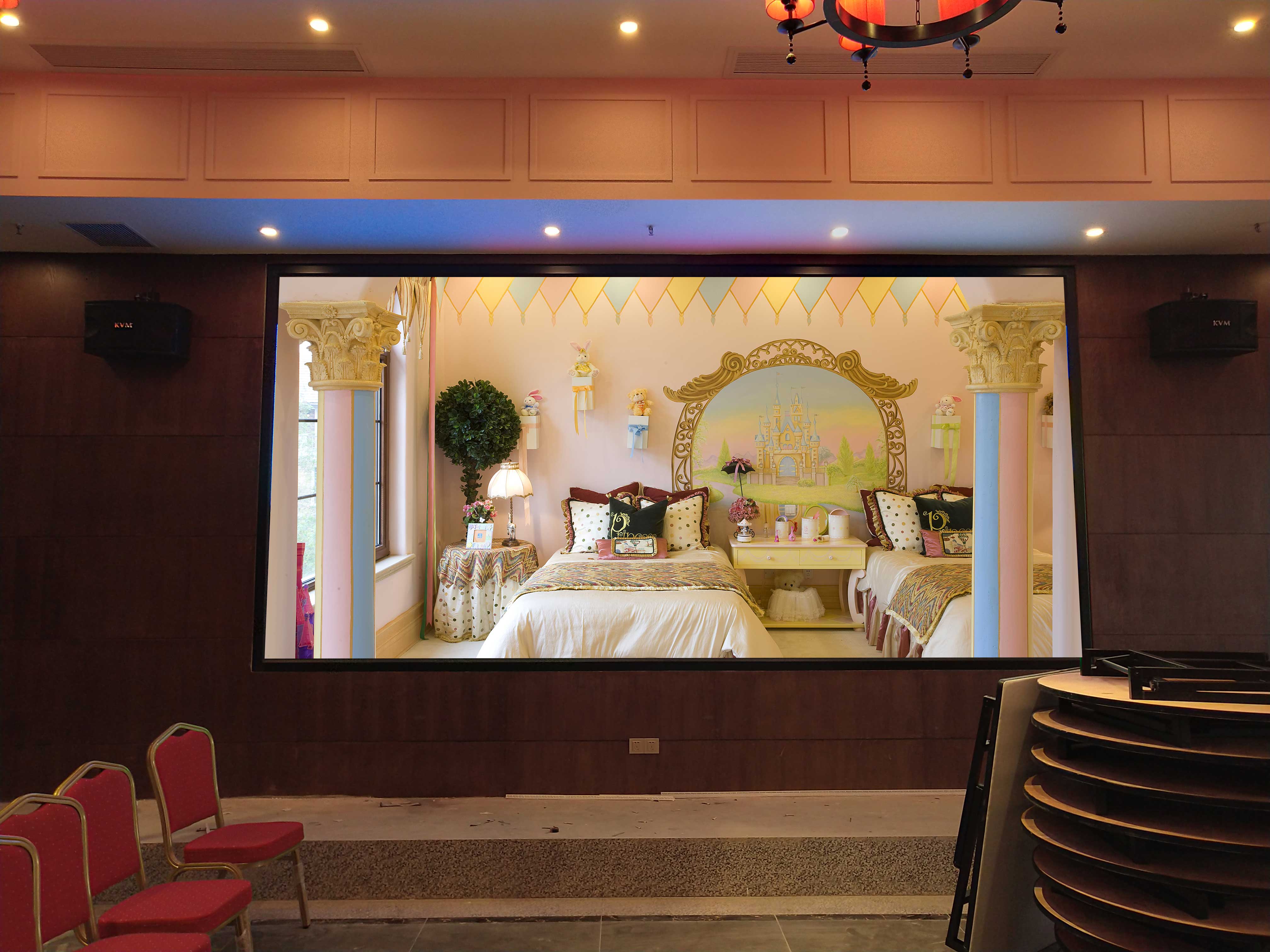 室內(nèi)無縫<a href=http://www.zisens.com target=_blank class=infotextkey>led顯示屏</a> 室內(nèi)無縫<a href=http://www.zisens.com target=_blank class=infotextkey>led顯示屏</a>