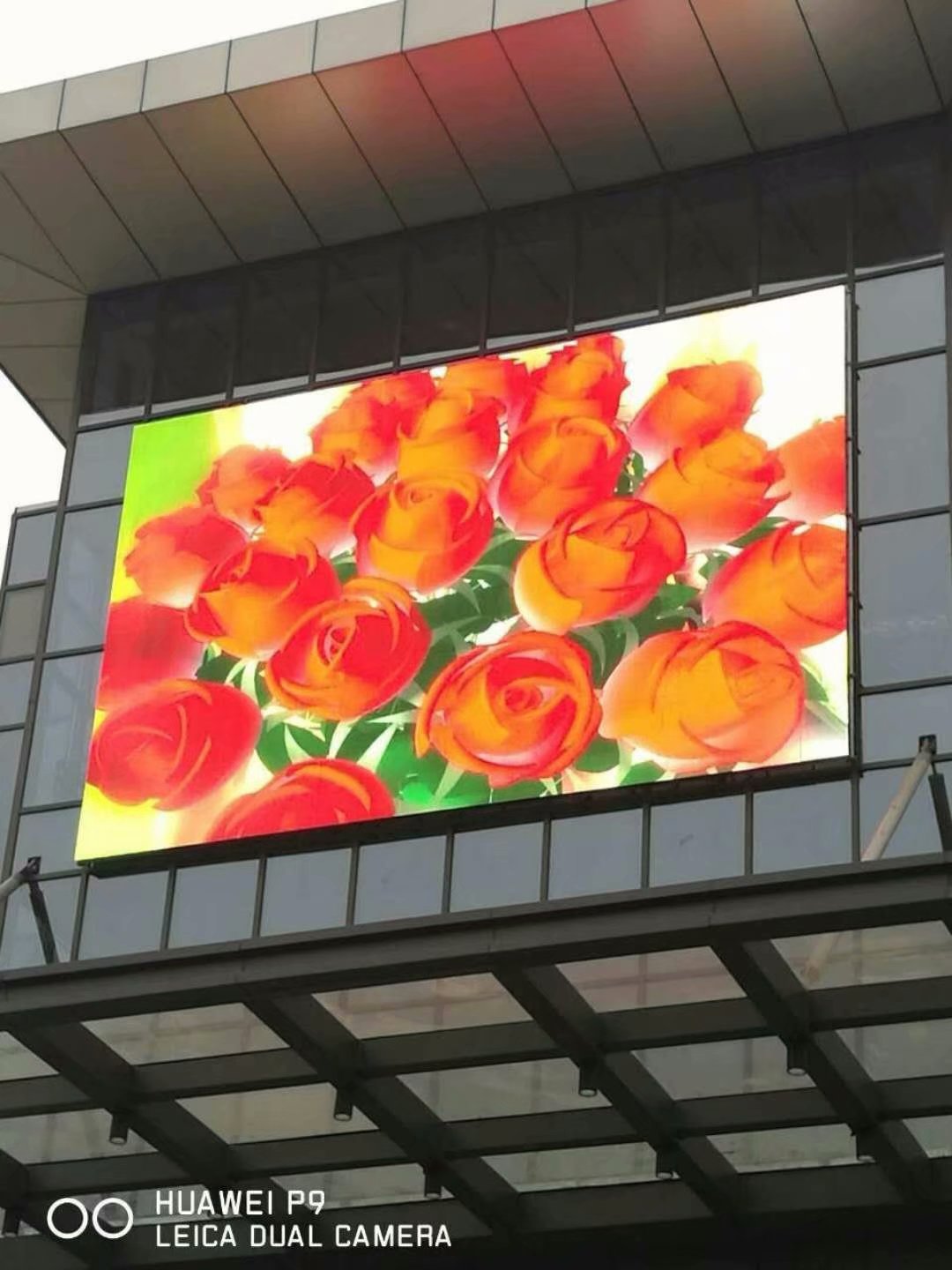 戶外廣告宣傳<a href=http://www.zisens.com target=_blank class=infotextkey>led屏</a> 戶外廣告宣傳<a href=http://www.zisens.com target=_blank class=infotextkey>led屏</a>